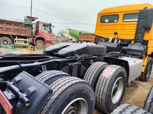 사용 된 380HP Shacman F3000 트랙터 트레일러 중량 6X4 왼쪽 드라이브 또는 오른손 드라이브