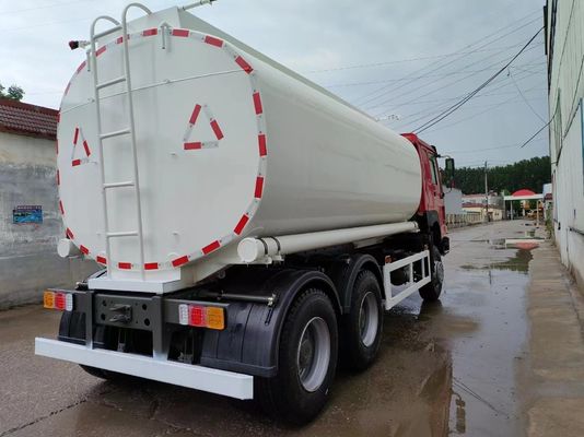 4-6L 엔진 용량 Sinotruk HOWO 6X4 탄소 강철 탱커 트럭 오일 가스 디젤