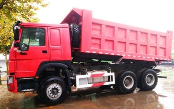 수동 변속기 Sinotruck HOWO 40톤 6X4 10 휠 덤프 트럭 성능
