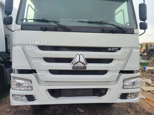 고마력 중고 Sinotruk HOWO 8*4 반사 타이어 12 타이어 덤프 트럭