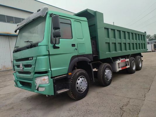 시노트룩 HOWO 371/400/420/380HP 8X4 12 휠 덤프 트럭 및 사용
