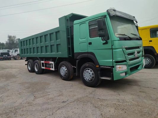 시노트룩 HOWO 371/400/420/380HP 8X4 12 휠 덤프 트럭 및 사용