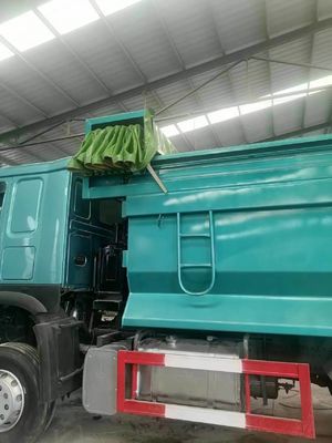 351-450hp 수동 변속기 Sinotruck HOWO 6*4 U형 포장 상자와 함께 덤프 트럭