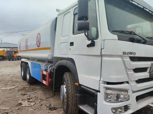 4-6L 엔진 용량 6X4 탄소 강철 연료 탱커 트럭 오일 가스 디젤 25000 리터