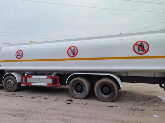 351-450hp 시온트럭 HOWO 유로 3/4/5 8*4 연료 탱커 트럭 연료 배달을 위해 10350X2496X3048mm