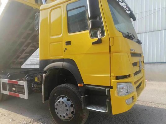 덤프 트럭 10 휠러 노란색 HOWO 시노트럭 6X4 광산 트럭 351-450마력