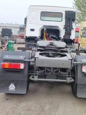 마력 351-450hp 시노트럭 HOWO 371 HP 6 x 4 덤프 트럭 앞 리프팅 스타일