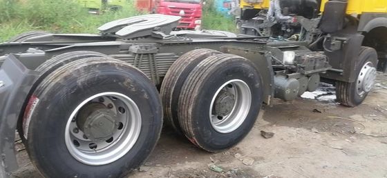 6X4 HOWO 트랙터 트럭 420HP 351-450hp 호스 파워와 함께 중고 트랙터 머리
