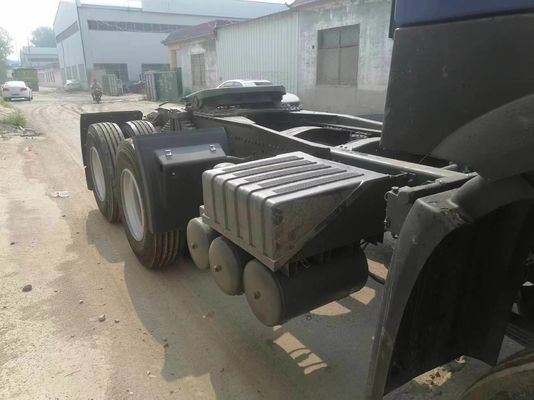 6X4 371HP 380HP 420HP 갱신 HOWO 사용 된 트랙터 ECE 타이어 인증을 가진 트럭