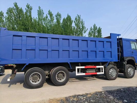 파란색 사용 된 Sinotruk HOWO 8 * 4 덤프 트럭 6-8L 엔진 용량 및 오른손 운전
