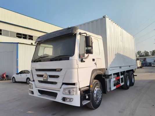 6*4 방사선 타이어 디자인 Sinotruck HOWO 흰색 중고 트럭 10 드라이브 휠용 타이어
