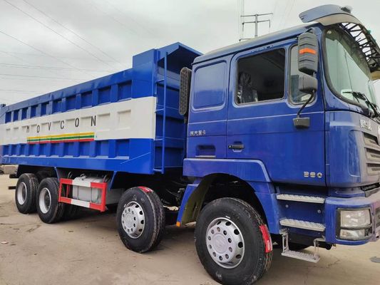 8×4 샤크만 F3000 수동 변속기와 함께 높은 부하 용량 굽는 덤프 트럭