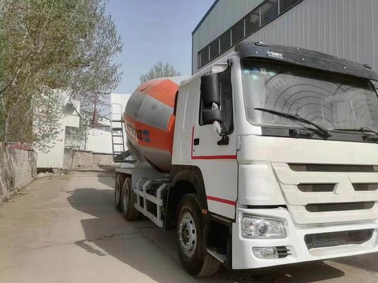 6×4 Sinotruck HOWO 8500x2500x3600mm 크기의 믹싱 탱커 트럭