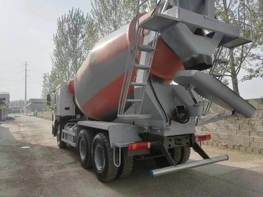 6×4 Sinotruck HOWO 8500x2500x3600mm 크기의 믹싱 탱커 트럭